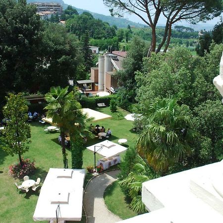 Hotel Villa Pigna Асколі-Пічено Екстер'єр фото